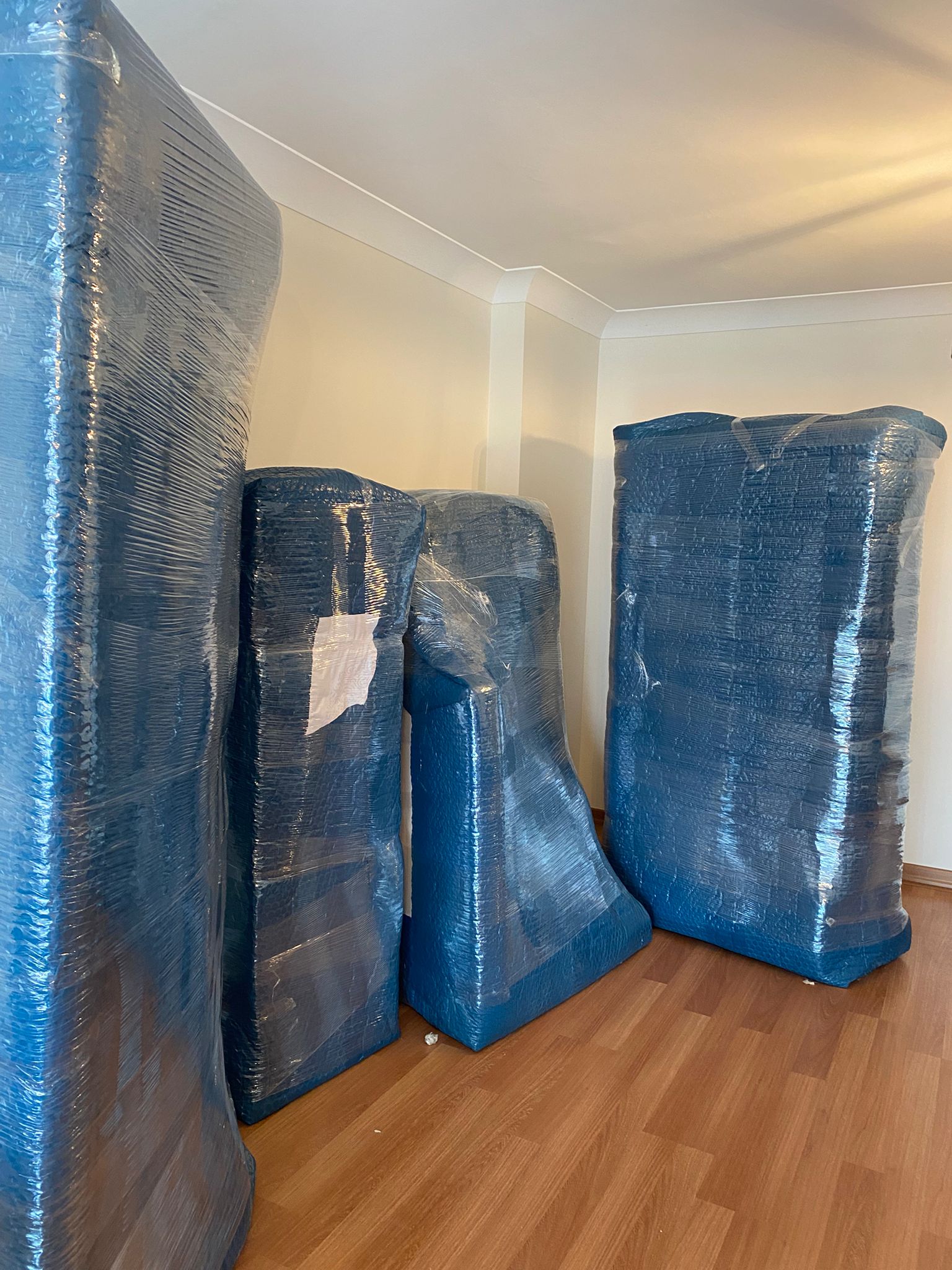 Mobilya paketleme calismasi